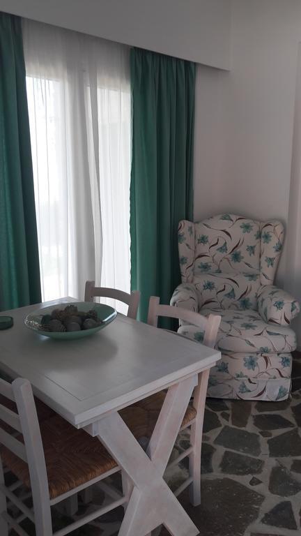Erifili Homes Agioi Apostoloi  Exteriör bild